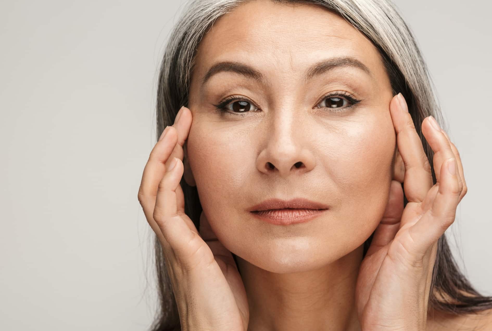 Mini-lift à Paris | Mini lifting visage Paris | Chirurgie esthétique | Dr Alexis Deschler